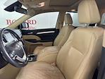 Used 2017 Toyota Highlander SE for sale #252802B - photo 11
