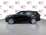 2021 Toyota Highlander FWD SUV for sale #253643A - photo 6