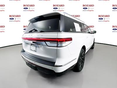 2022 Lincoln Navigator L 4WD SUV for sale #254274A - photo 2