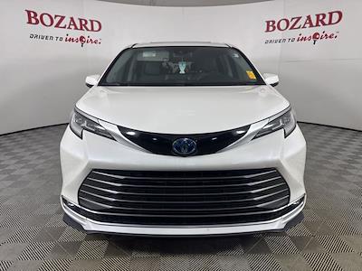 Used 2021 Toyota Sienna Limited Minivan for sale #254517A - photo 2