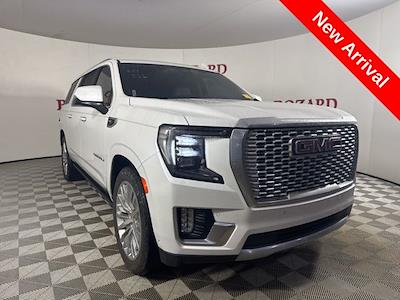 Used 2023 GMC Yukon XL - photo 1