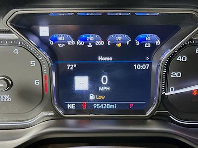 Used 2021 GMC Yukon - photo 1