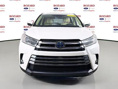 Used 2019 Toyota Highlander - photo 1