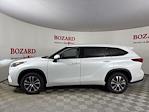 Used 2022 Toyota Highlander XLE for sale #255616A - photo 6