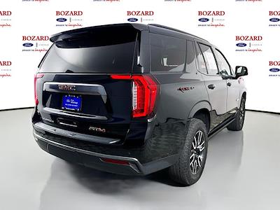 Used 2024 GMC Yukon - photo 1