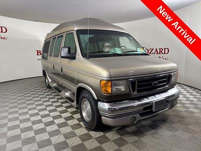 Used 2003 Ford E-150 - photo 1