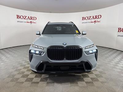 Used 2024 BMW X7 - photo 1