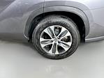 2022 Toyota Highlander FWD SUV for sale #260139A - photo 35