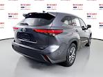 Used 2022 Toyota Highlander XLE for sale #260139A - photo 2