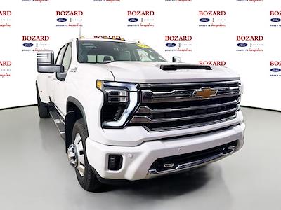 2025 Chevrolet Silverado 3500 Crew Cab 4WD Pickup for sale #260222A - photo 1