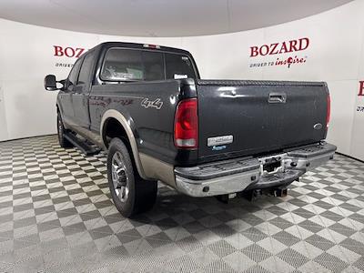 2005 Ford F-250 Crew Cab 4WD Pickup for sale #260701A - photo 2
