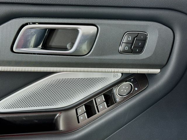 New 2026 Ford Explorer - photo 20