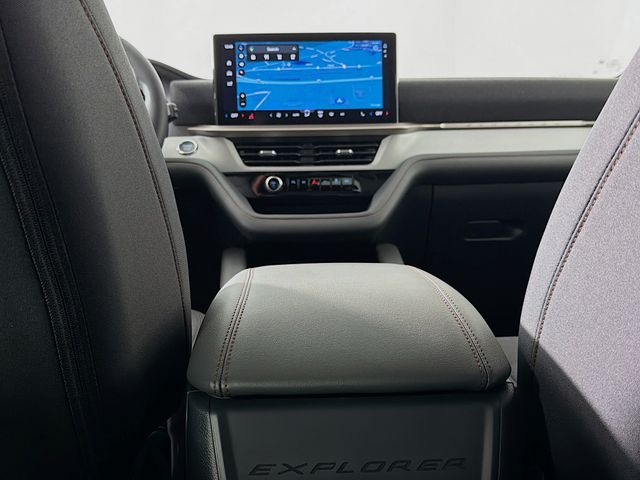 New 2026 Ford Explorer - photo 35