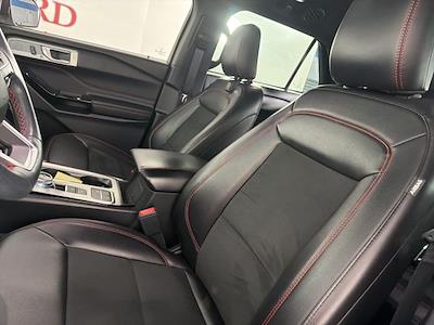 Used 2022 Ford Explorer - photo 1