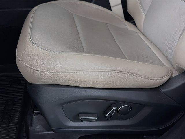 Used 2020 Ford Explorer - photo 26