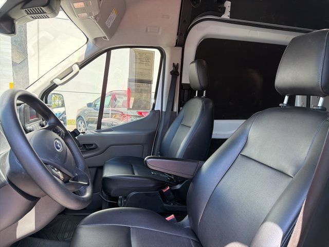 Used 2023 Ford Transit 250 - photo 18