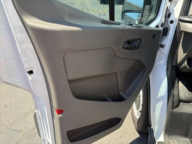 Used 2023 Ford Transit 250 - photo 21