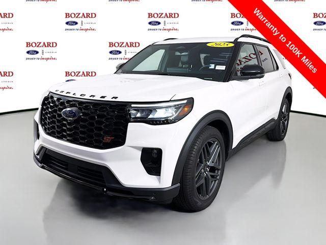 Used 2025 Ford Explorer - photo 1
