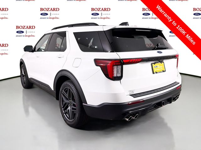 Used 2025 Ford Explorer - photo 2