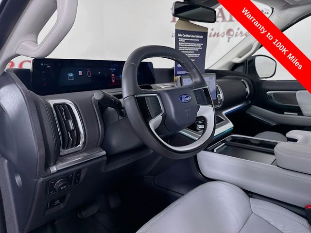 Used 2025 Ford Expedition - photo 14
