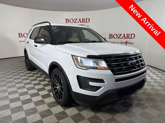 Used 2017 Ford Explorer - photo 1