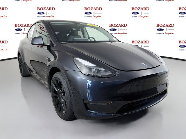 Used 2024 Tesla Model Y - photo 1