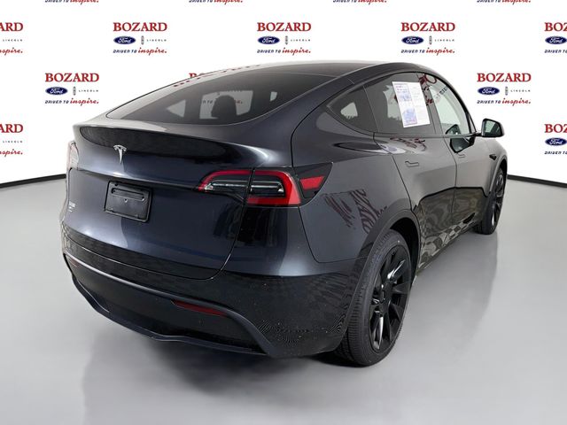 Used 2024 Tesla Model Y - photo 2