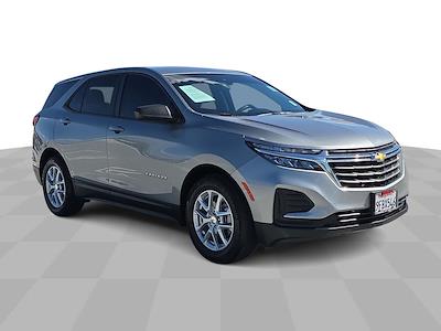Used 2023 Chevrolet Equinox - photo 1