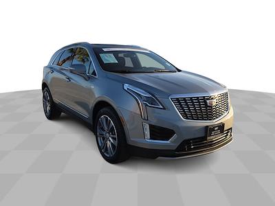 Used 2025 Cadillac XT5 - photo 1
