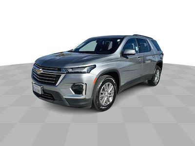 Used 2023 Chevrolet Traverse - photo 1