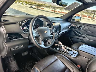 Used 2023 Chevrolet Traverse - photo 1