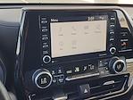 2020 Toyota Highlander FWD SUV for sale #25-8555A - photo 14