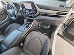2020 Toyota Highlander FWD SUV for sale #25-8555A - photo 30