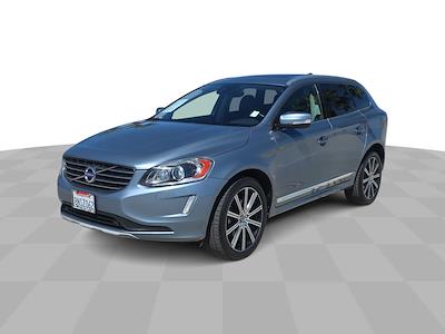 Used 2017 Volvo XC60 - photo 1