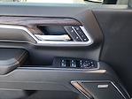 New 2025 GMC Sierra 2500 SLT Crew Cab 4WD Pickup for sale #25-8033 - photo 23