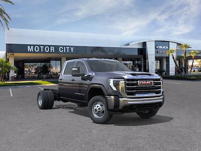 2025 GMC Sierra 3500 Crew Cab 4x2 Cab Chassis for sale #C25072 - photo 1