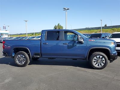 2025 Chevrolet Silverado 2500 Crew Cab 4x4 Pickup for sale #200117 - photo 2