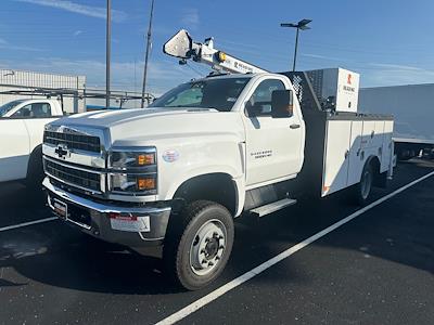 New 2024 Chevrolet Silverado 5500 Regular Cab 4x4 11' Reading with Crane for sale #RH089968 - photo 1