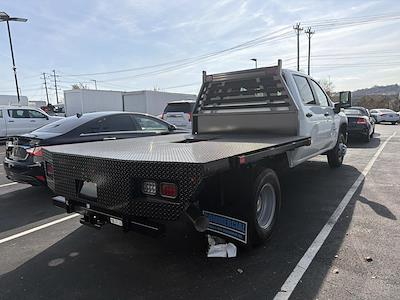2026 Chevrolet Silverado 3500 Crew Cab 4x4 Flatbed Truck for sale #TF117194 - photo 2