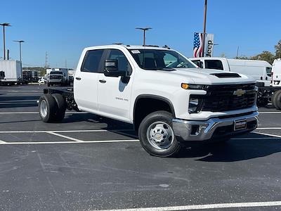 2026 Chevrolet Silverado 3500 Crew Cab 4x4 Cab Chassis for sale #TF144768 - photo 1