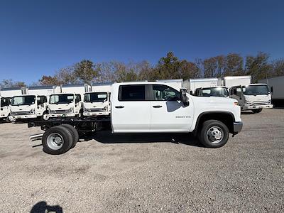 New 2026 Chevrolet Silverado 3500 - photo 1