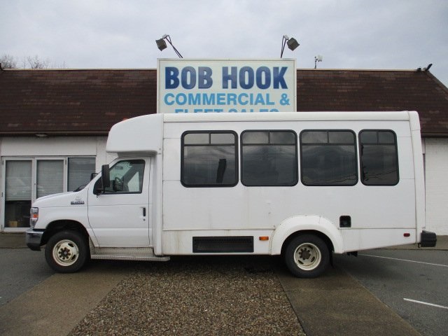 Used 2018 Ford E-450 - photo 35