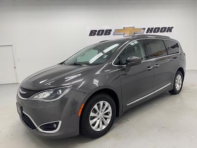 2017 Chrysler Pacifica FWD Minivan for sale #18703PA - photo 1