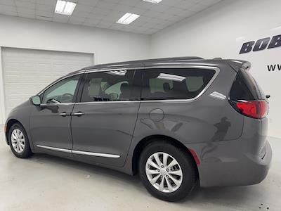 2017 Chrysler Pacifica FWD Minivan for sale #18703PA - photo 2