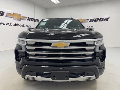 Used 2024 Chevrolet Silverado 1500 - photo 1
