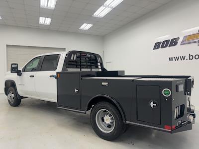 2024 Chevrolet Silverado 3500 Crew Cab 4x4, CM Truck Beds TM Deluxe Flatbed Truck for sale #240917 - photo 2