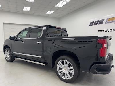 New 2025 Chevrolet Silverado 1500 High Country Crew Cab 4x4 Pickup for sale #250680 - photo 2