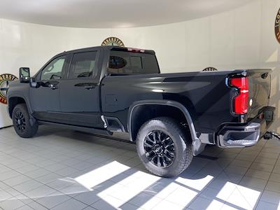 2026 Chevrolet Silverado 3500 Crew Cab 4WD Pickup for sale #C260152 - photo 2