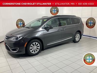 2017 Chrysler Pacifica FWD Minivan for sale #C260731A - photo 1