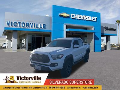 Used 2017 Toyota Tacoma - photo 1